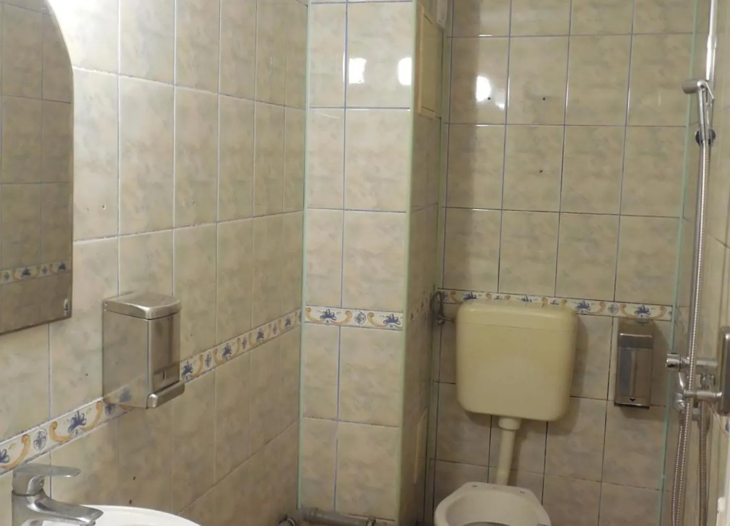 Mario Rooms Bukarest Vandrarhem